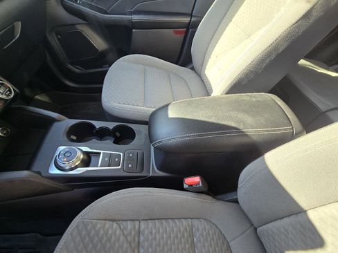 Used 2021 Ford Escape SE w/ Convenience Package image 11