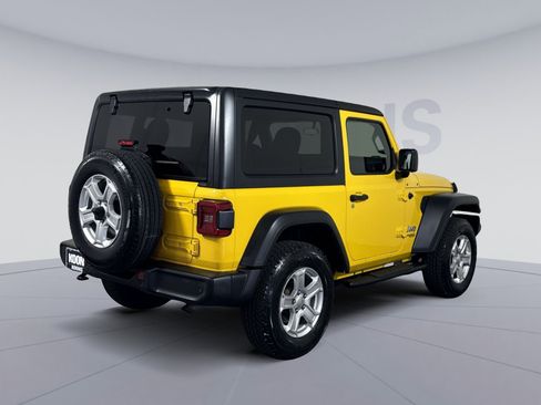 Used 2021 Jeep Wrangler Sport AWD/4WD image 7