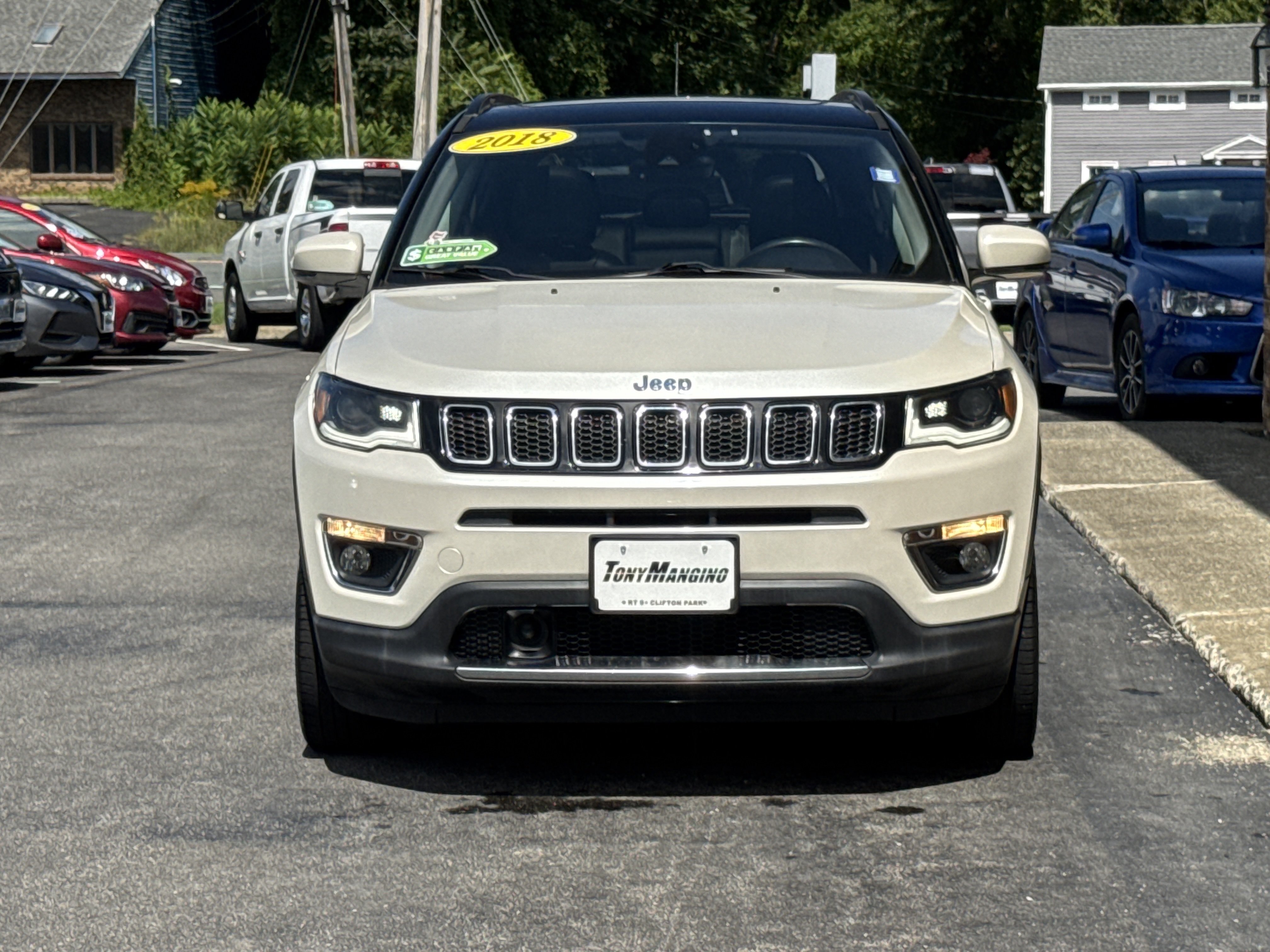 Used 2018 Jeep Compass Limited w/ Navigation Group AWD/4WD image 8