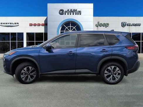 Used 2022 Nissan Rogue SV AWD/4WD image 10