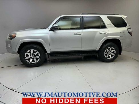 Used 2020 Toyota 4Runner TRD Off-Road Premium image 2