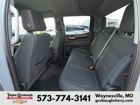 Used 2024 Chevrolet Silverado 1500 RST w/ Z71 Off-Road Package AWD/4WD image 29