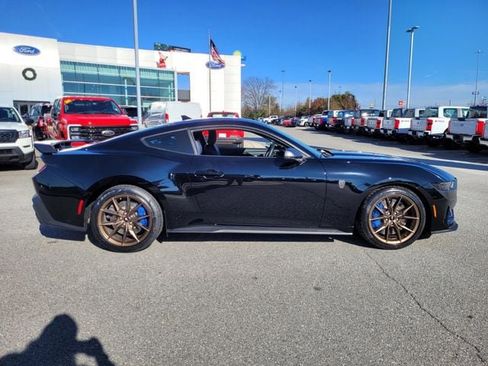 New 2026 Ford Mustang Dark Horse image 9