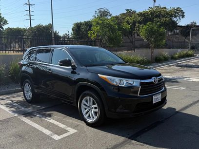 Used 2016 Toyota Highlander LE