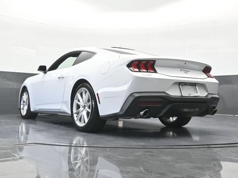 Used 2024 Ford Mustang Coupe RWD image 47
