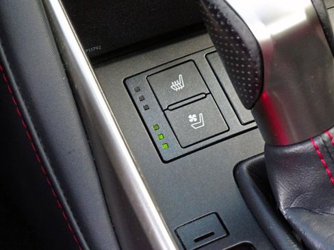 Used 2020 Lexus IS 350 F Sport w/ F Sport Package RWD image 28