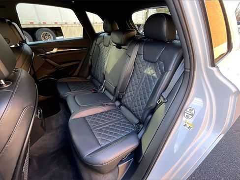Used 2024 Audi SQ5 Premium Plus w/ Premium Plus Package image 22