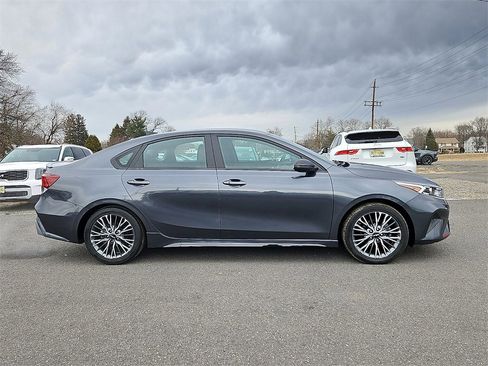 Certified 2023 Kia Forte GT-Line image 8