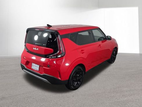 Used 2023 Kia Soul LX w/ LX Technology Package image 40