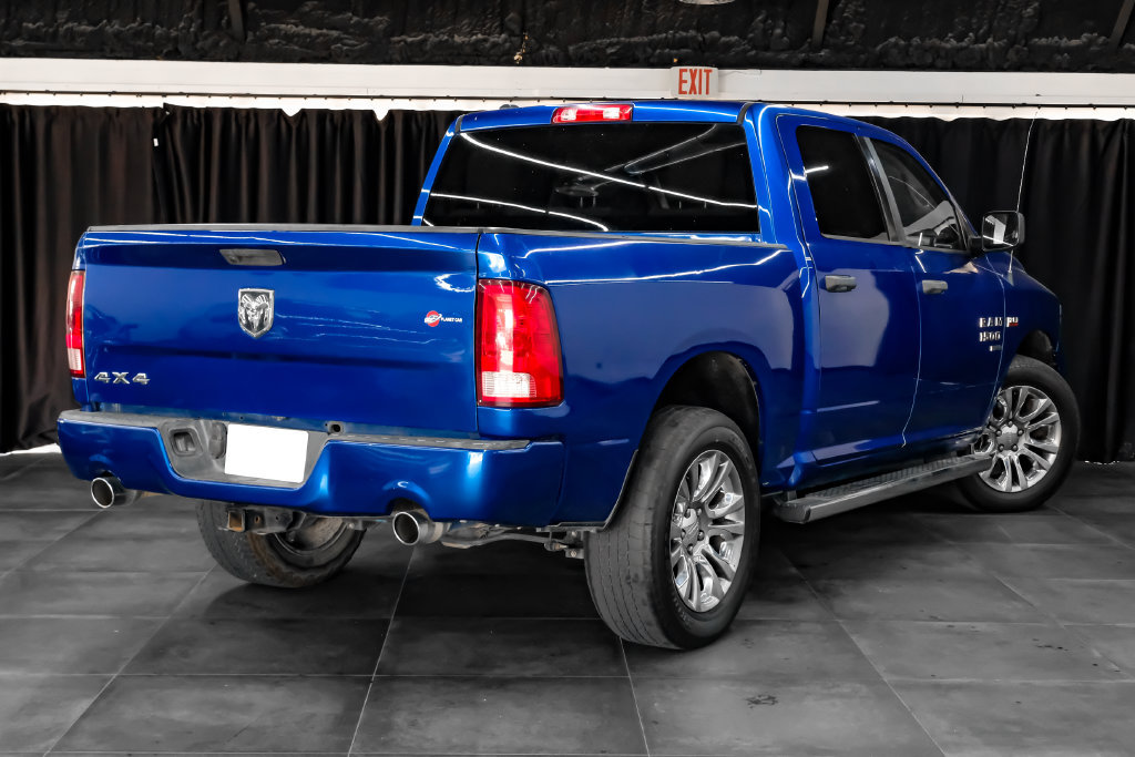 Used 2019 RAM 1500 Express w/ Express Value Package AWD/4WD image 8