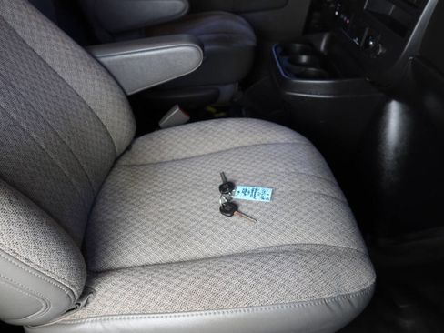 Used 2020 Chevrolet Express 2500 Extended w/ Communications Package image 30