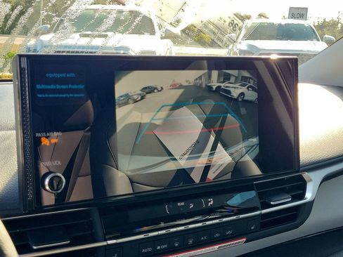 New 2026 Toyota Sienna XLE image 20