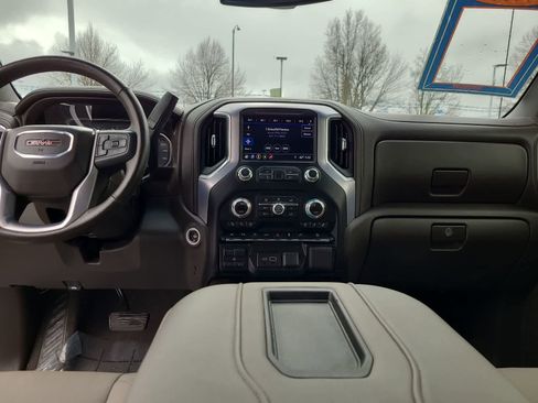 Used 2019 GMC Sierra 1500 SLT w/ SLT Premium Plus Package image 18
