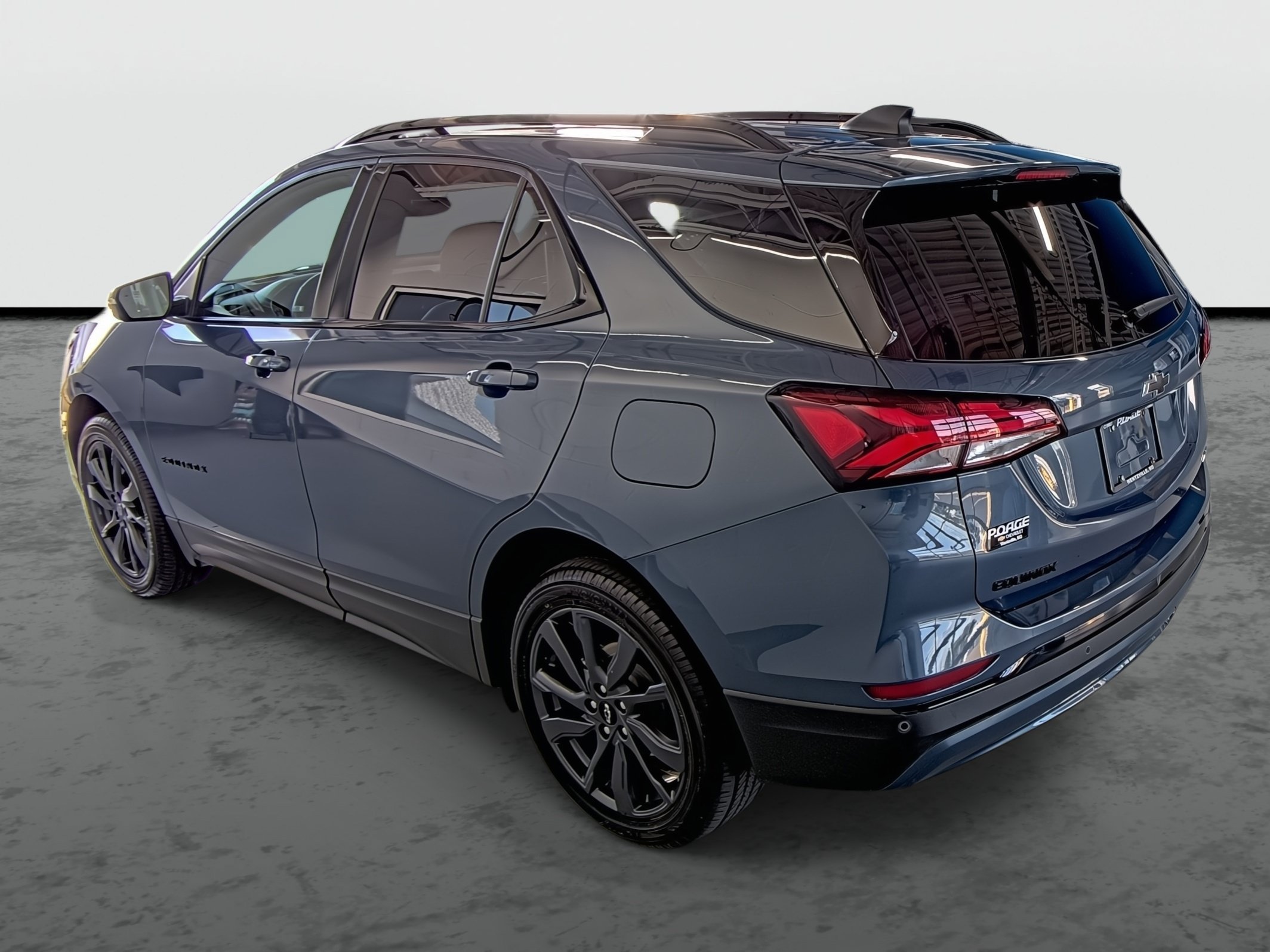 Certified 2024 Chevrolet Equinox RS FWD image 11