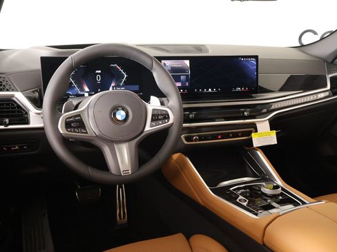 New 2027 BMW X6 xDrive40i w/ Executive Package AWD/4WD image 2