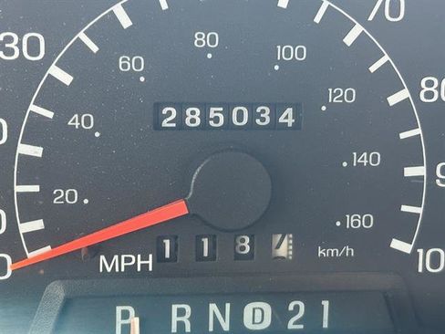 Used 2000 Ford F250 XL image 18