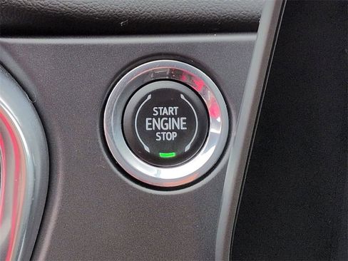 Certified 2024 Chevrolet Blazer LT w/ Convenience Package image 16