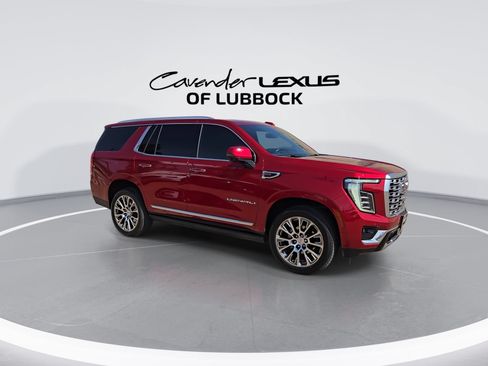 Used 2025 GMC Yukon Denali w/ Sun & Power Step Package AWD/4WD image 2