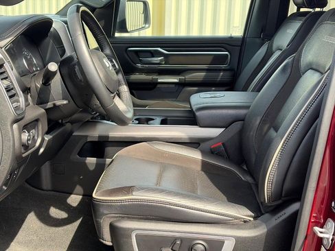 Used 2023 RAM 1500 Laramie AWD/4WD image 5