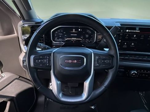 Used 2025 GMC Sierra 1500 SLT RWD image 36