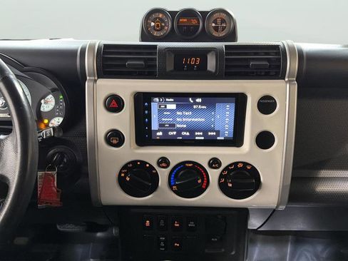 Used 2010 Toyota FJ Cruiser 4WD image 15