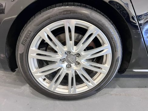 Used 2014 Audi A8 L 4.0T w/ Luxury Package image 33