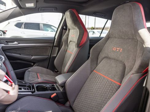 New 2025 Volkswagen GTI SE image 7