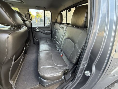 Used 2017 Nissan Frontier PRO-4X w/ Pro-4x Luxury Package AWD/4WD image 12