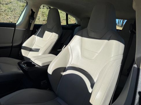 Used 2015 Tesla Model S 70D AWD/4WD image 14