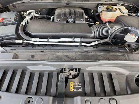 Used 2020 Chevrolet Silverado 1500 Custom w/ Custom Value Package image 28