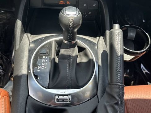 Used 2022 MAZDA MX-5 Miata Grand Touring w/ Weather Package RWD image 19