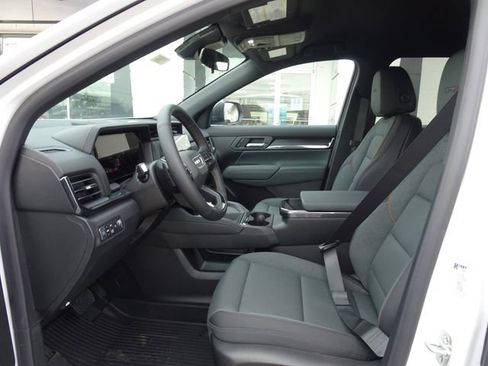 New 2026 GMC Terrain AT4 AWD/4WD image 10