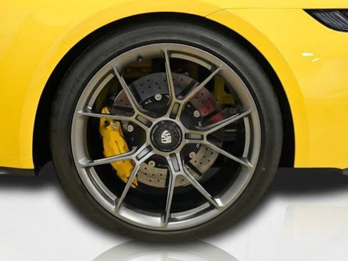 Used 2022 Porsche 911 GT3 RWD image 9