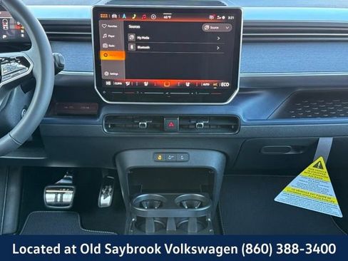 New 2025 Volkswagen ID. Buzz Pro S RWD image 16