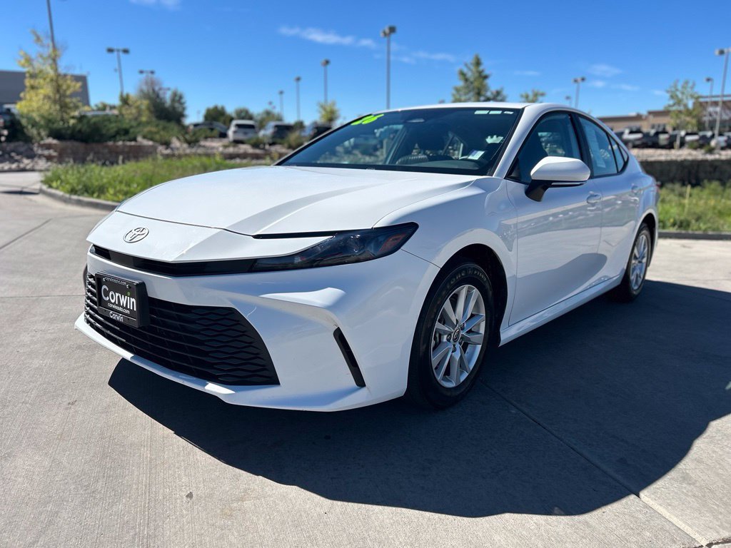 Used 2026 Toyota Camry LE FWD image 3