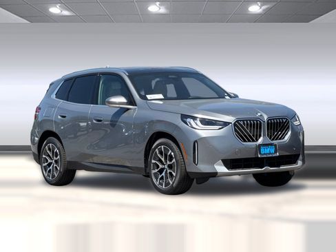 Used 2025 BMW X3 xDrive30i w/ Convenience Package image 6