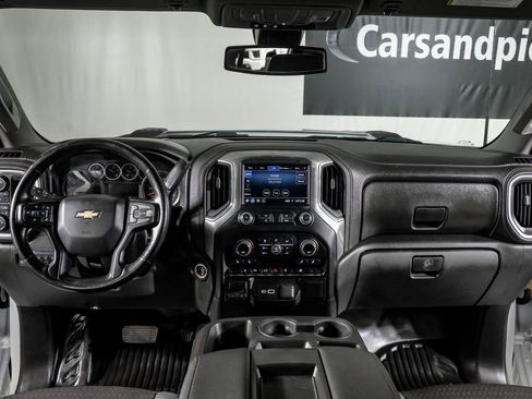 Used 2022 Chevrolet Silverado 2500 LT w/ Convenience Package image 14