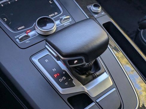 Used 2018 Audi Q5 2.0T Premium Plus w/ Premium Plus Package image 21