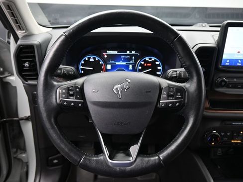Used 2023 Ford Bronco Sport Outer Banks w/ Tech Package AWD/4WD image 13