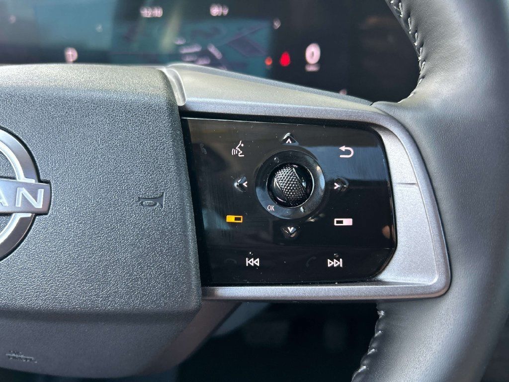 Certified 2025 Nissan Murano SL w/ Cargo Package AWD/4WD image 21