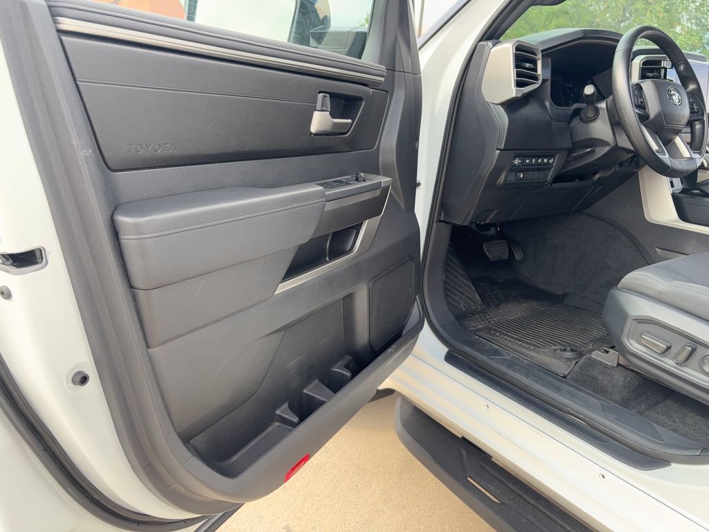 Used 2026 Toyota Tundra SR5 w/ SR5 Convenience Package AWD/4WD image 7