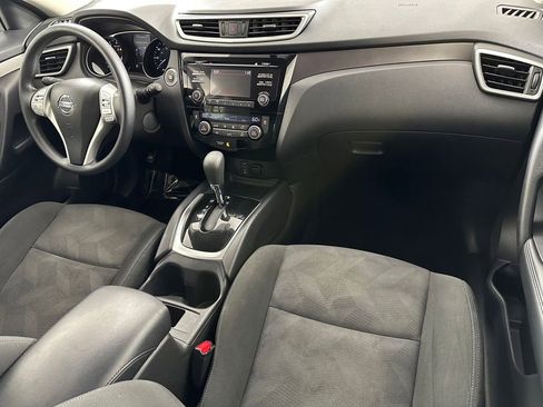 Used 2016 Nissan Rogue SV AWD/4WD image 33