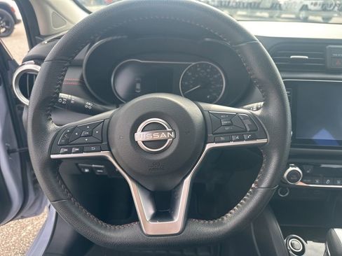 Used 2024 Nissan Versa SR image 15