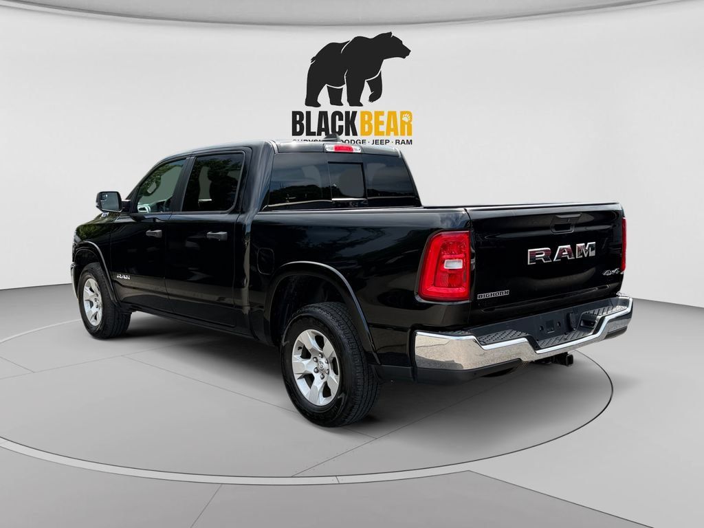 Used 2025 RAM 1500 Big Horn AWD/4WD image 5
