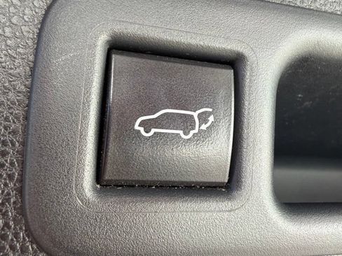 Used 2021 Toyota Highlander Limited AWD/4WD image 13