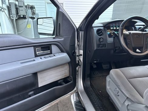 Used 2013 Ford F150 STX w/ Mid Equipment Group image 4