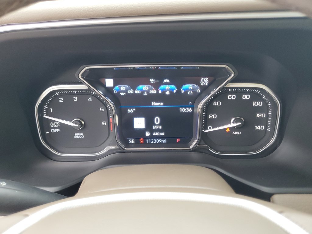 Used 2021 GMC Yukon XL Denali w/ Denali Premium Package AWD/4WD image 17