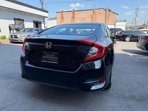 Used 2018 Honda Civic LX image 3