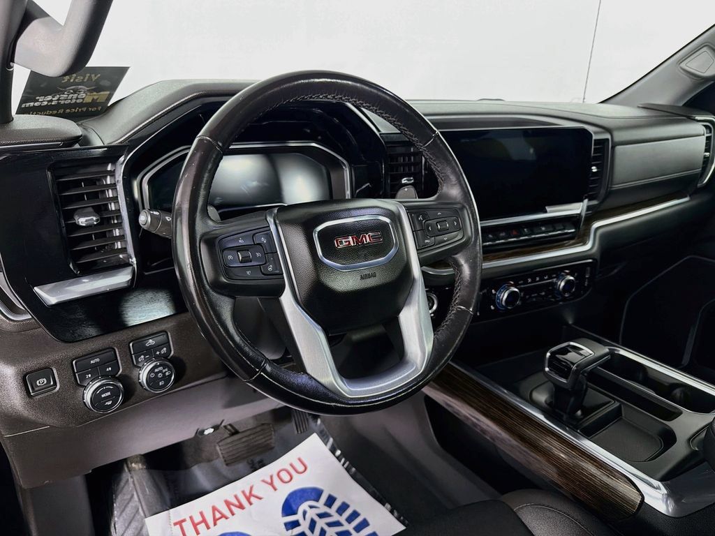 Used 2022 GMC Sierra 1500 Elevation w/ Max Trailering Package AWD/4WD image 9