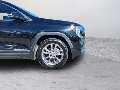 Certified 2023 GMC Terrain SLT image 29